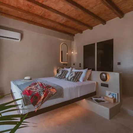 Legends In Town, By Mykonos High Mykonos Town