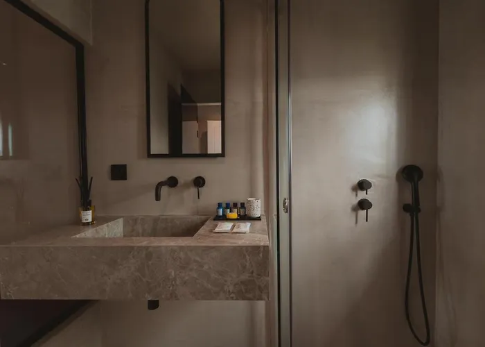 Legends In Town, By Mykonos High 公寓式酒店 3*