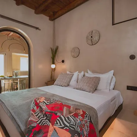 Legends In Town, By Mykonos High Lägenhetshotell 3*