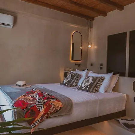 Apartahotel Legends In Town, By Mykonos High *