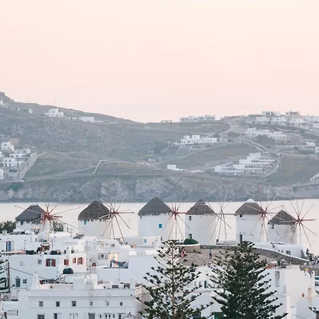 Legends In Town, By Mykonos High Aparthotel *