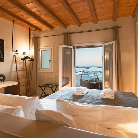 Legends In Town, By Mykonos High Aparthotel *