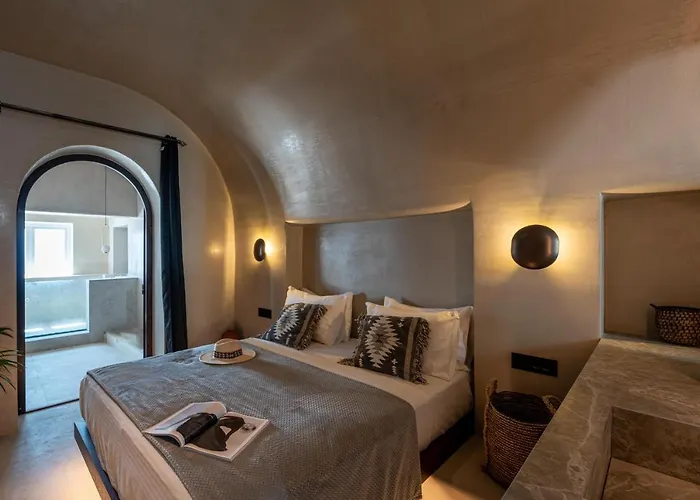 Legends In Town, By Mykonos High Mykonos Town