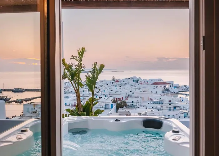 Legends In Town, By Mykonos High