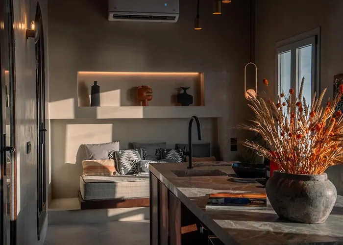 Legends In Town, By Mykonos High Mykonos Town